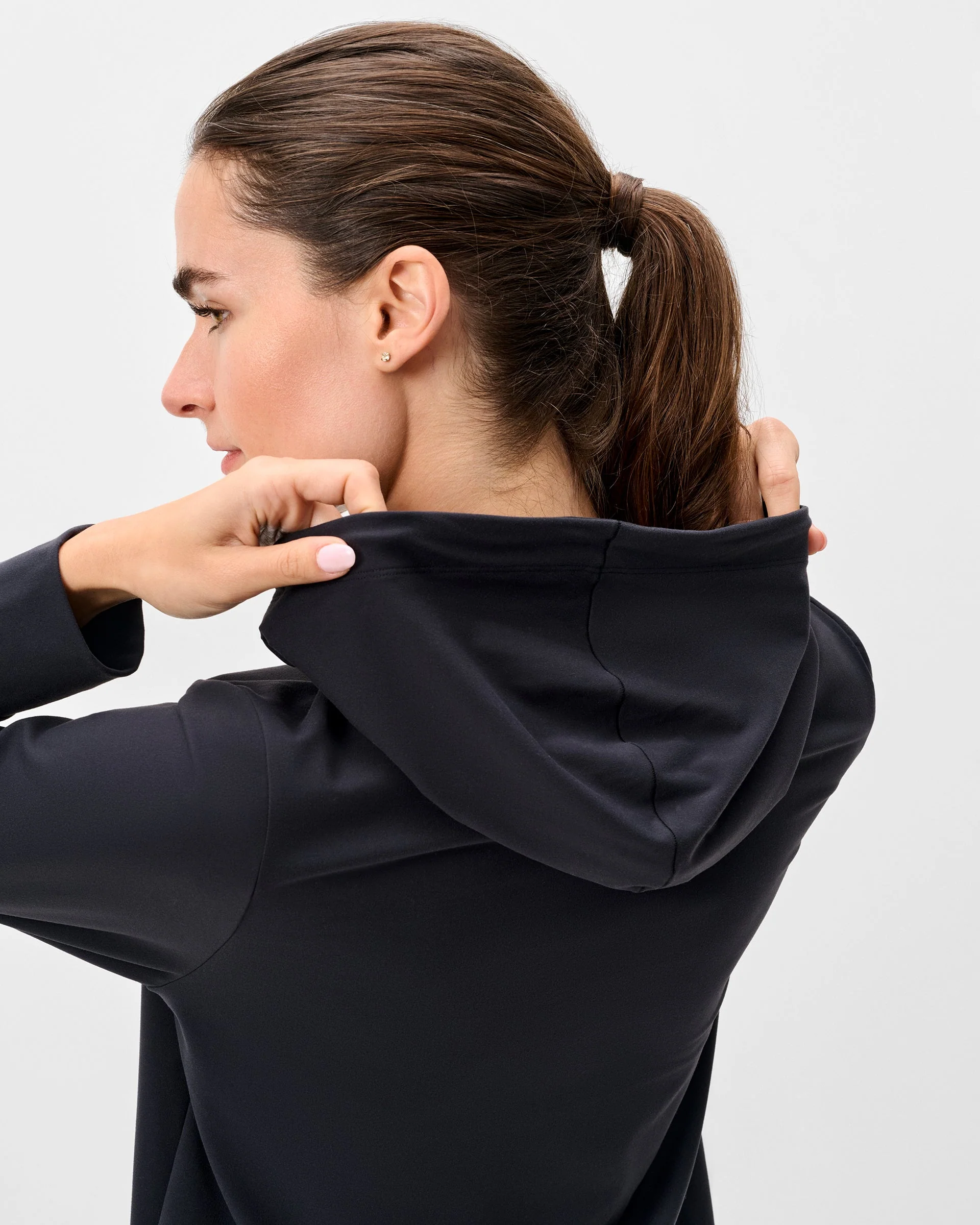 Nalla Performance Hoodie - Image 3